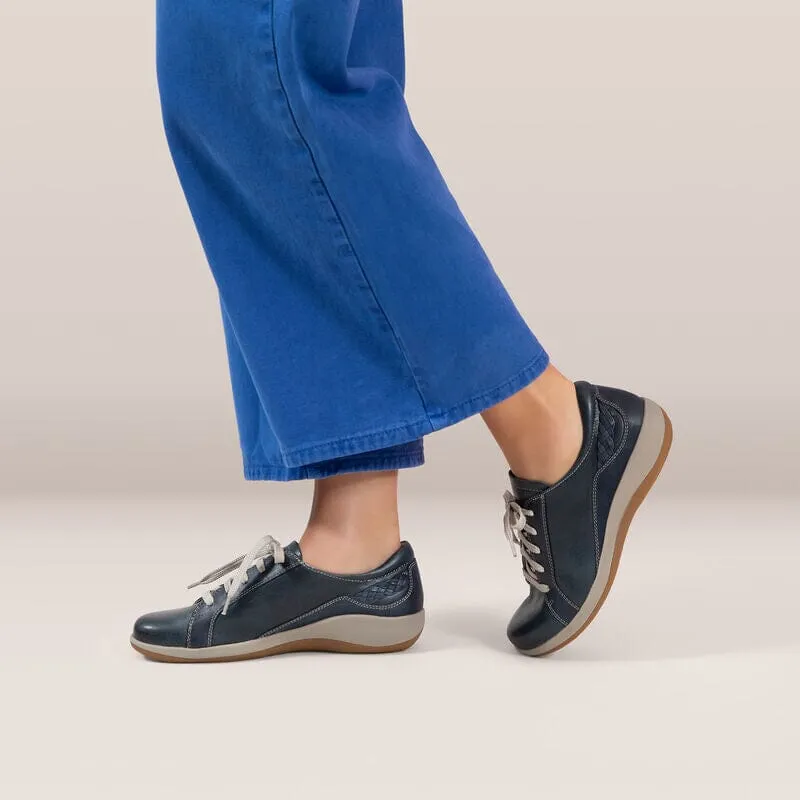AETREX DANA LACE UP OXFORD