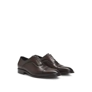 Captoe Oxford shoes in smooth leather