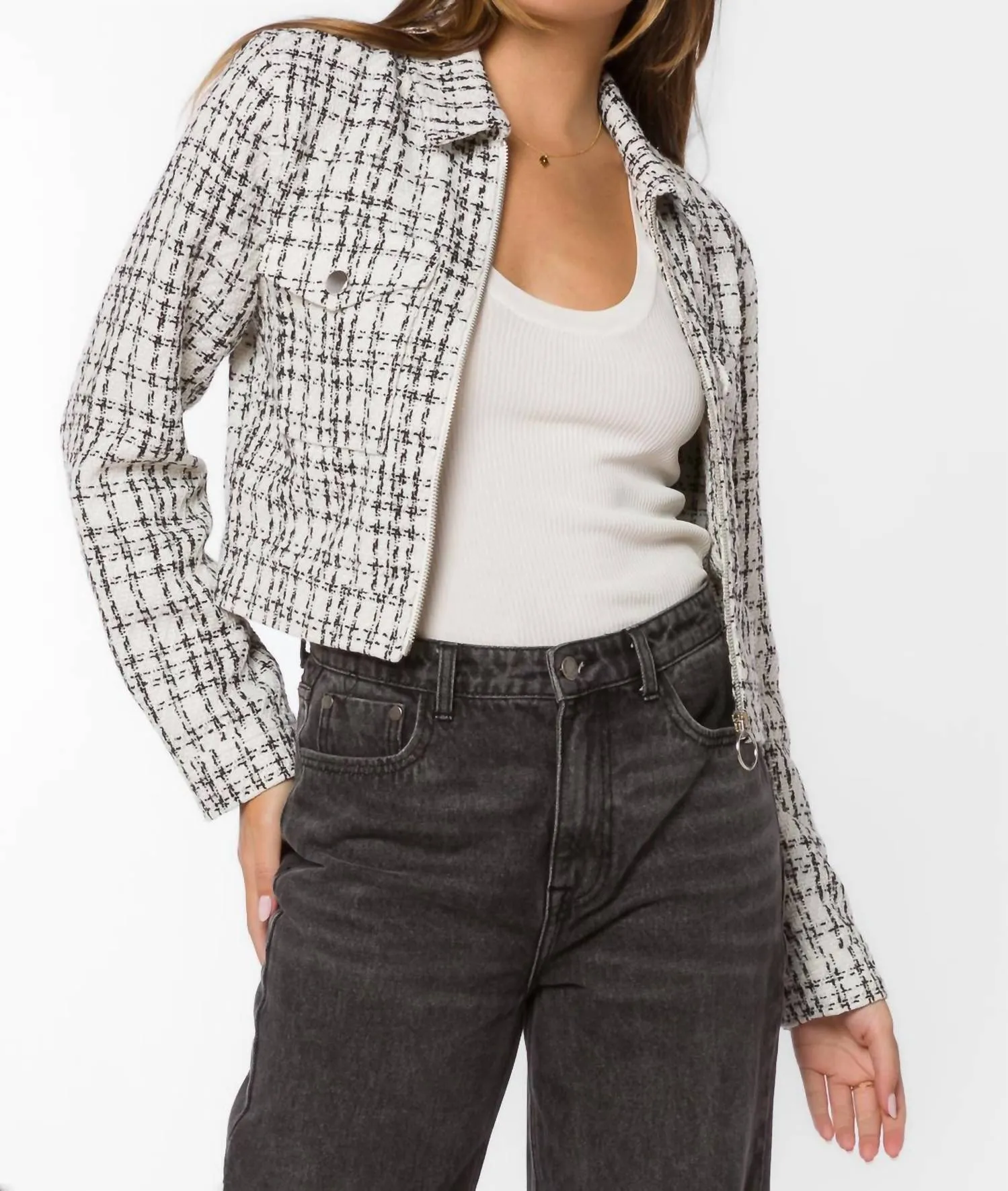 Nyra Tweed Jacket In White/black