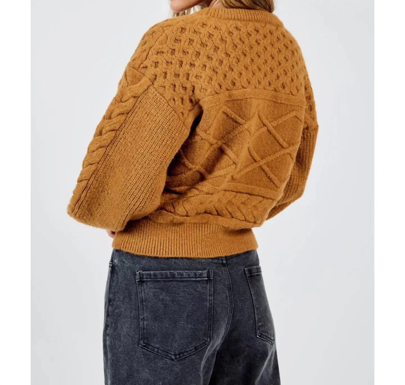 Raised Knit Sweater In Brown