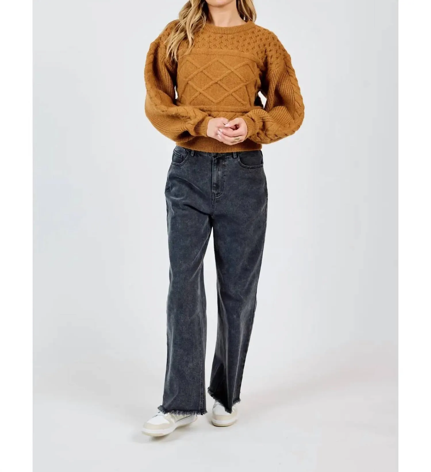 Raised Knit Sweater In Brown