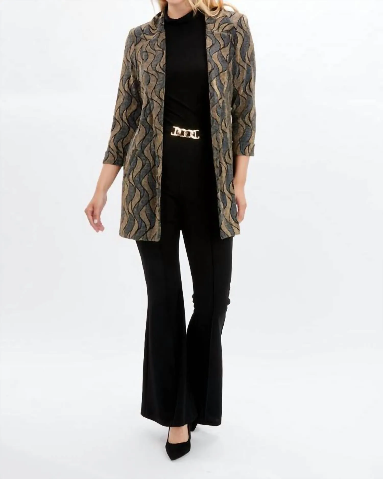 Shimmer Wave Motif Jacket In Gold/navy