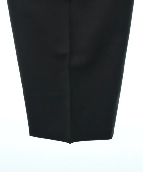 TOMORROWLAND Business suits