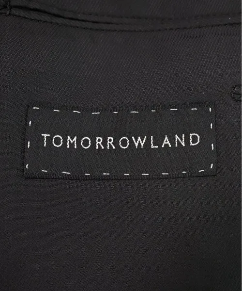 TOMORROWLAND Business suits
