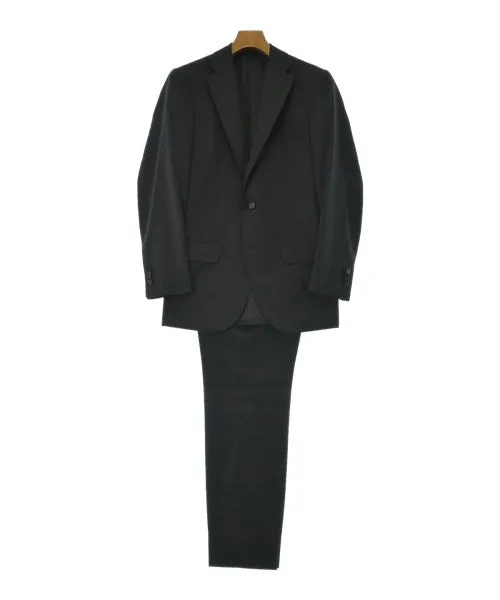 TOMORROWLAND Business suits