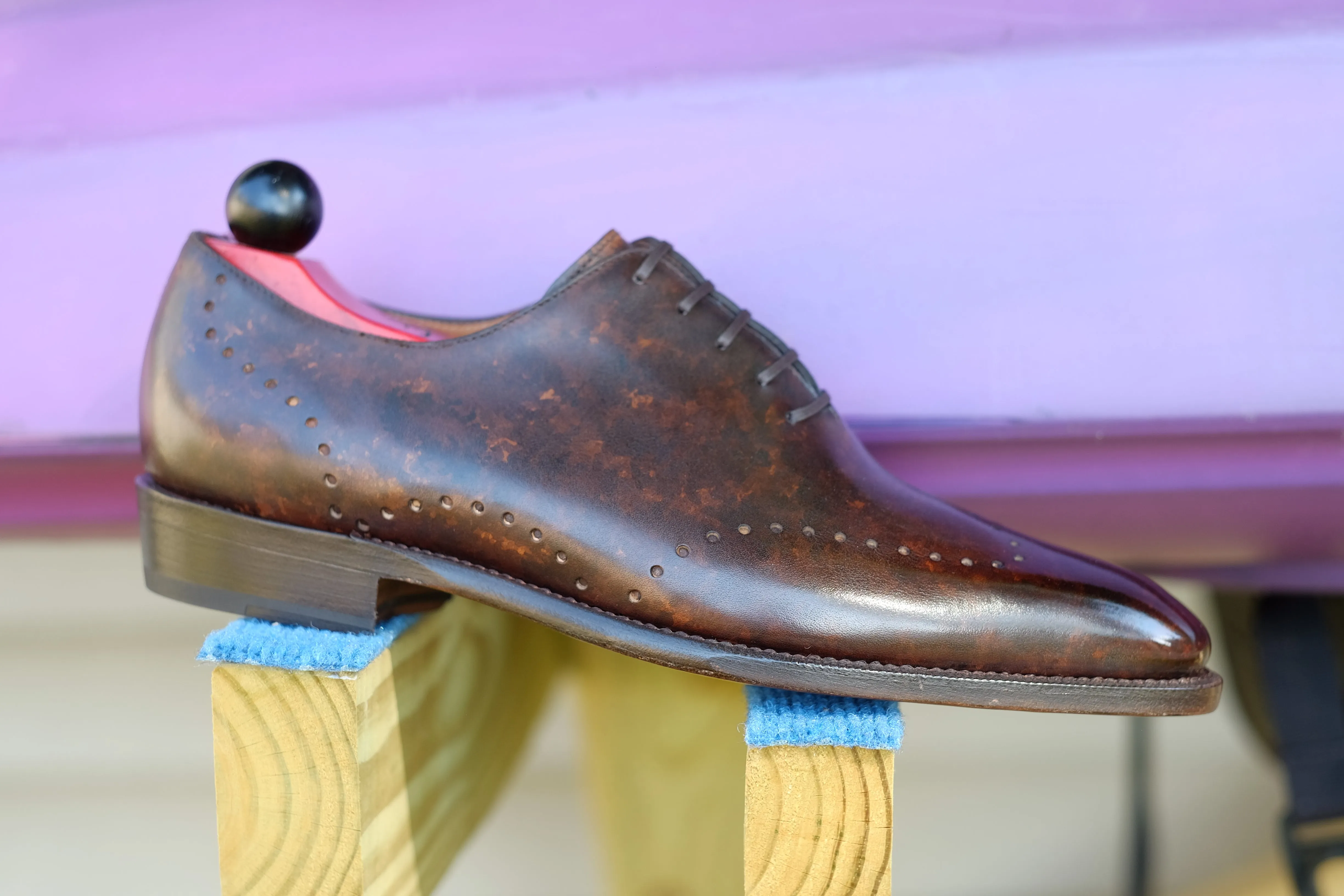 Tony II - Dark Brown Marble Patina - PRE ORDER