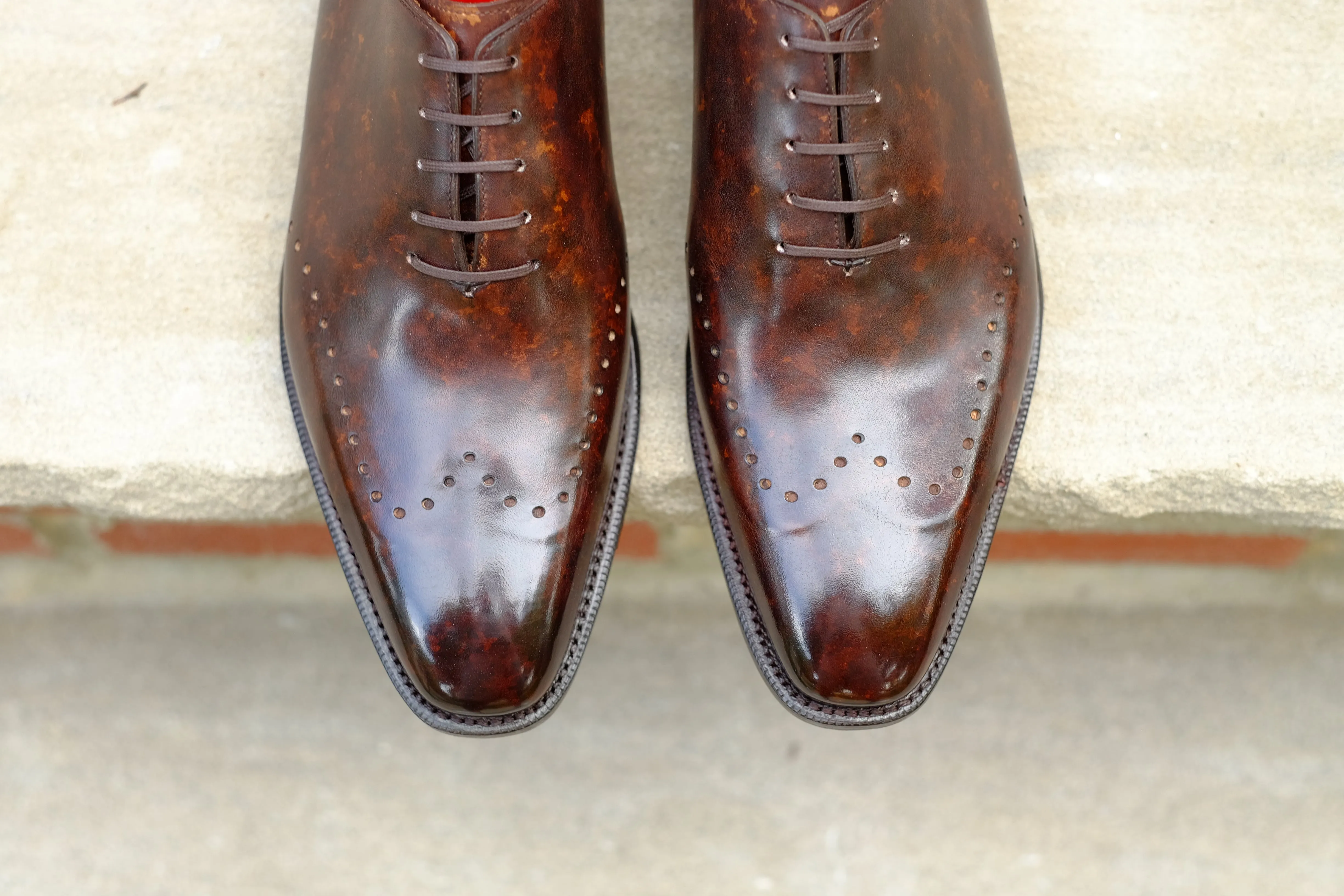 Tony II - Dark Brown Marble Patina - PRE ORDER
